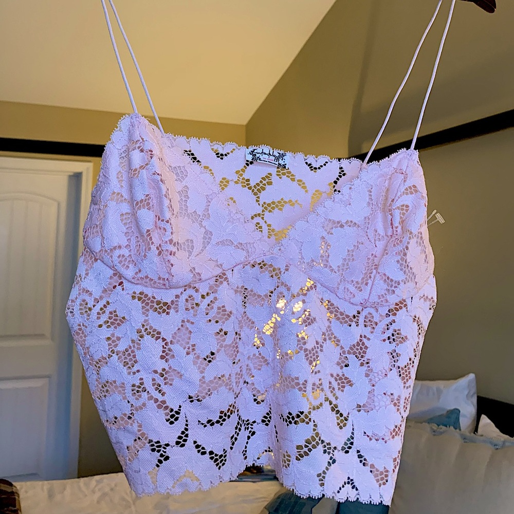 BABY PINK FREE PEOPLE LACE TANKTOP SIZE M.